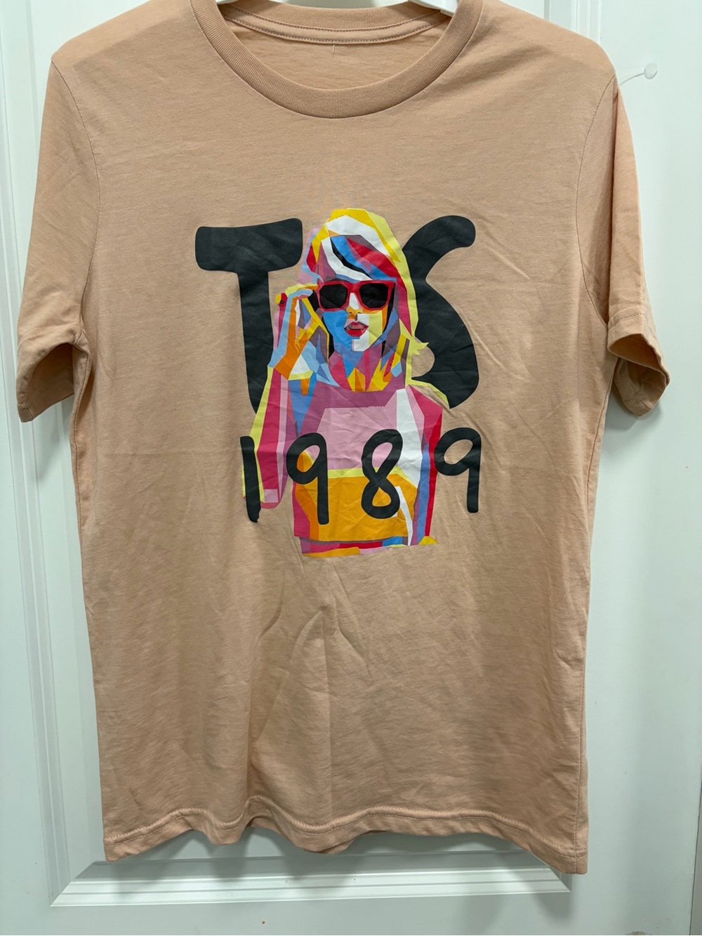 Taylor Swift 1989 Super Soft Apricot Brown Short Sleeved Tee Med/large No Brand